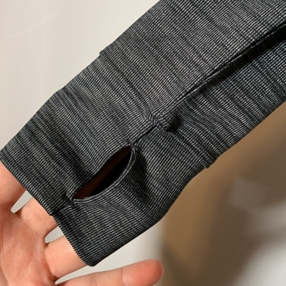 Under Armour Grey Quarter Zip Sweater Top - Picture 4 of 9